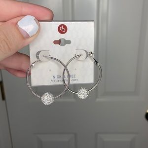 Stylish hoop earrings! NWT!
